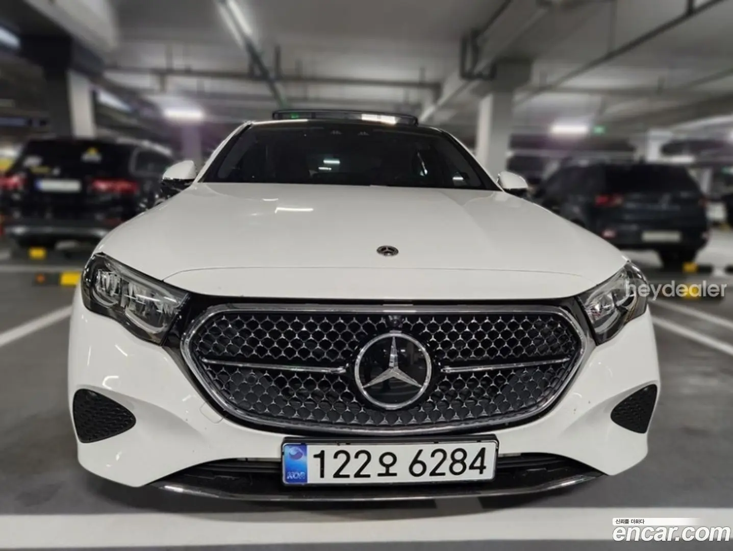 Main__Slider__Photo:E-Class Mercedes-Benz 2025.1-0