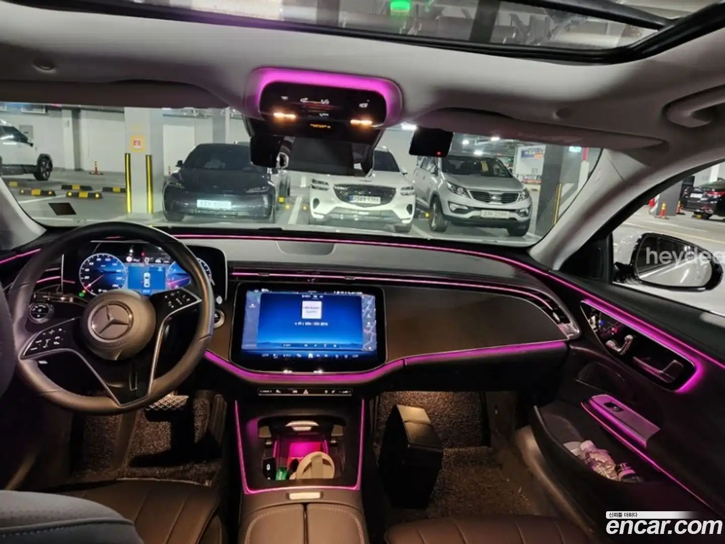 E-Class Mercedes-Benz 2025.1-INNER-009