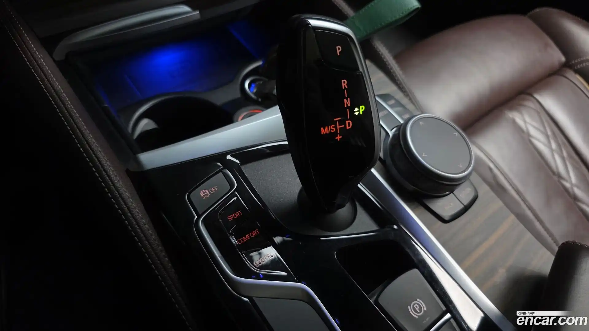 5-Series BMW 2020.6-INNER-009