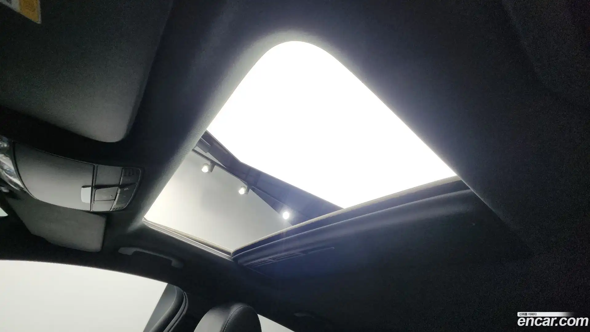 GLC-Class Mercedes-Benz 2019.2-OPTION-019