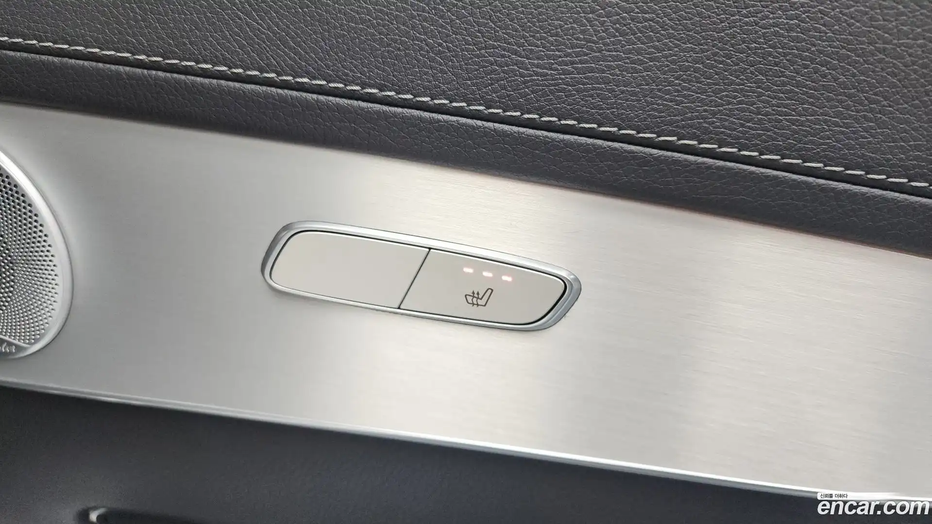 GLC-Class Mercedes-Benz 2019.2-OPTION-045