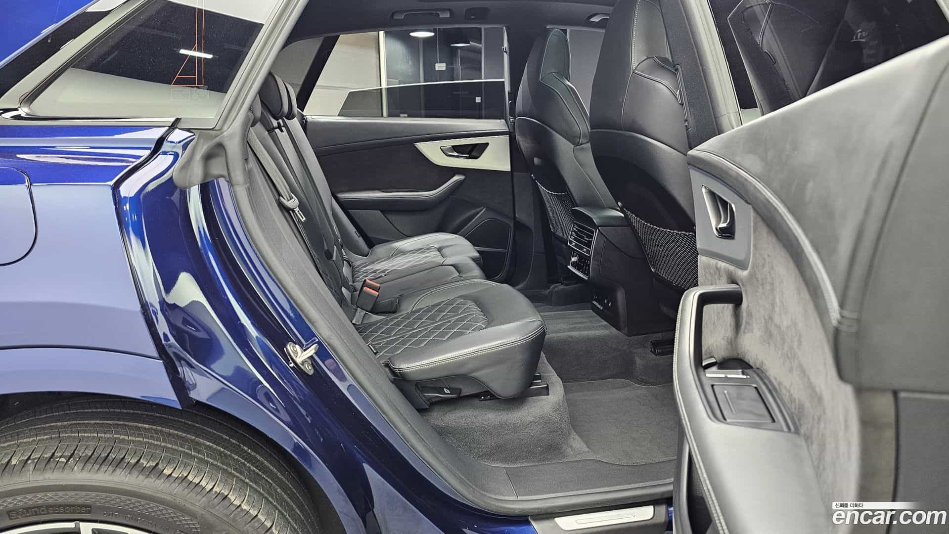 Q8 Audi 2022.7-OPTION-016