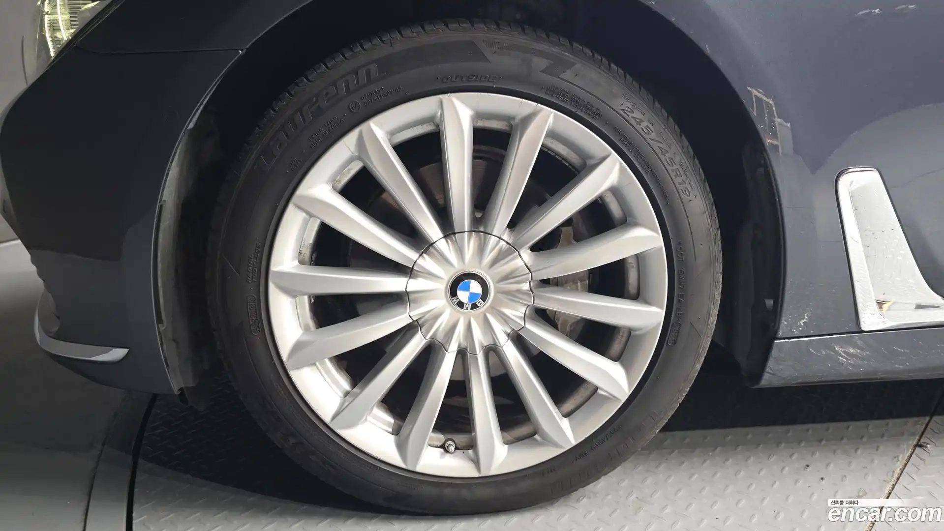 7-Series BMW 2016.8-OUTER-005