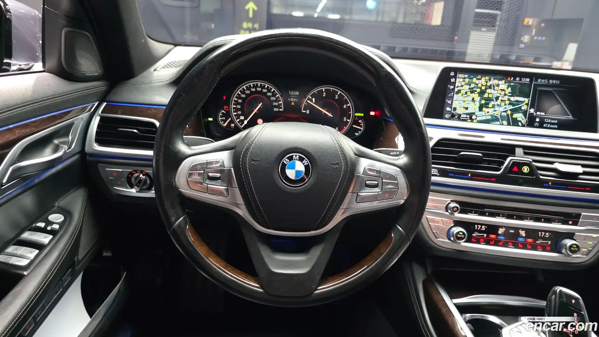 7-Series BMW 2016.8-OPTION-018