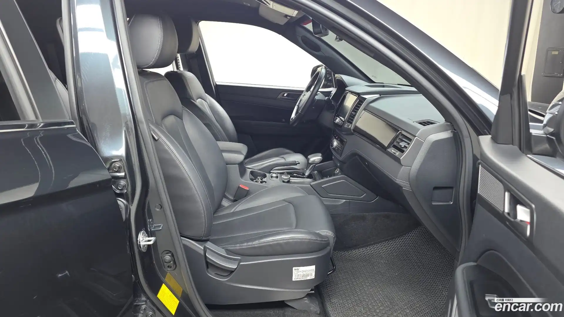 Rexton KG Mobility 2021.9-OPTION-015