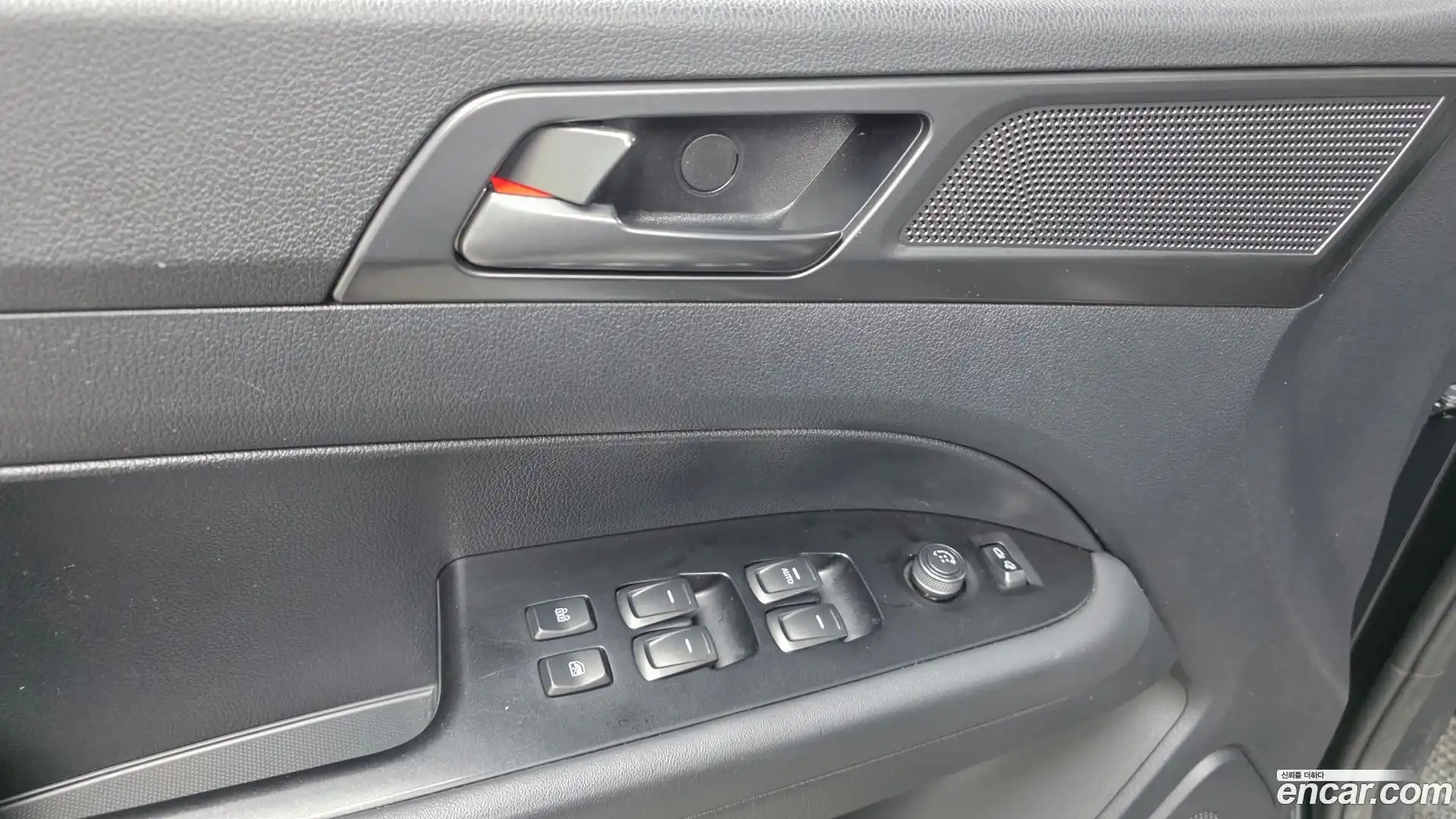 Rexton KG Mobility 2021.9-OPTION-042