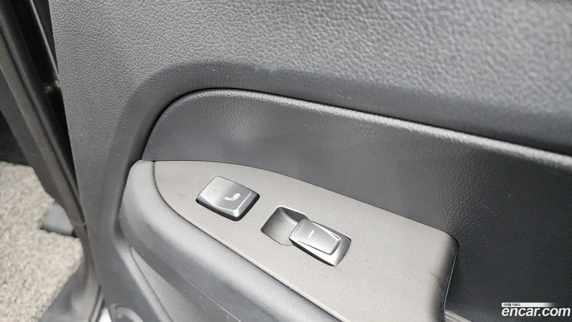 Rexton KG Mobility 2019.1-OPTION-024