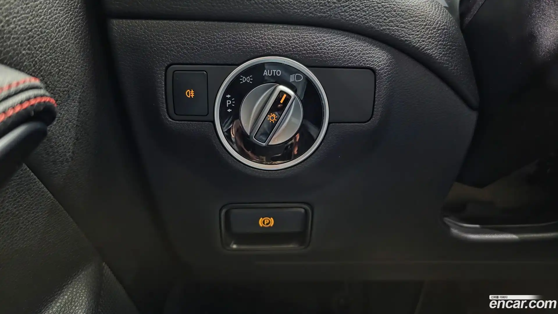 CLA-Class Mercedes-Benz 2018.8-OPTION-023