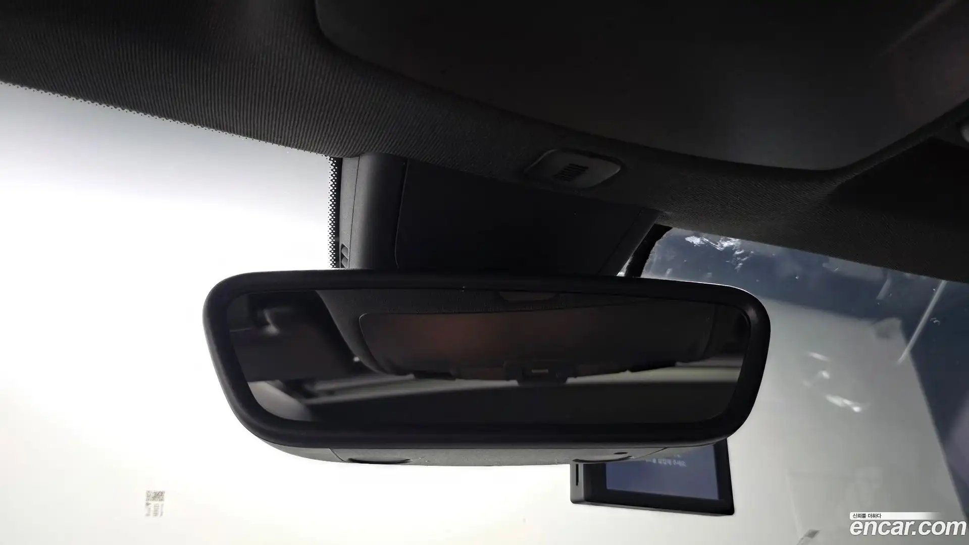CLA-Class Mercedes-Benz 2018.8-OPTION-041