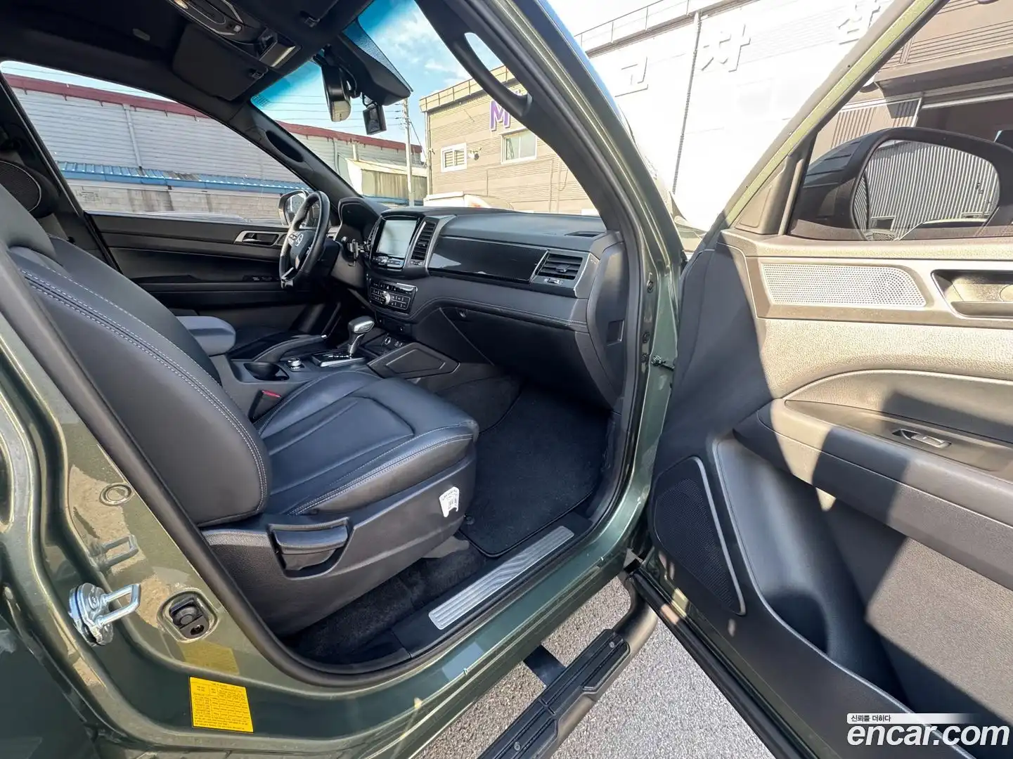 Rexton KG Mobility 2023.4-INNER-010