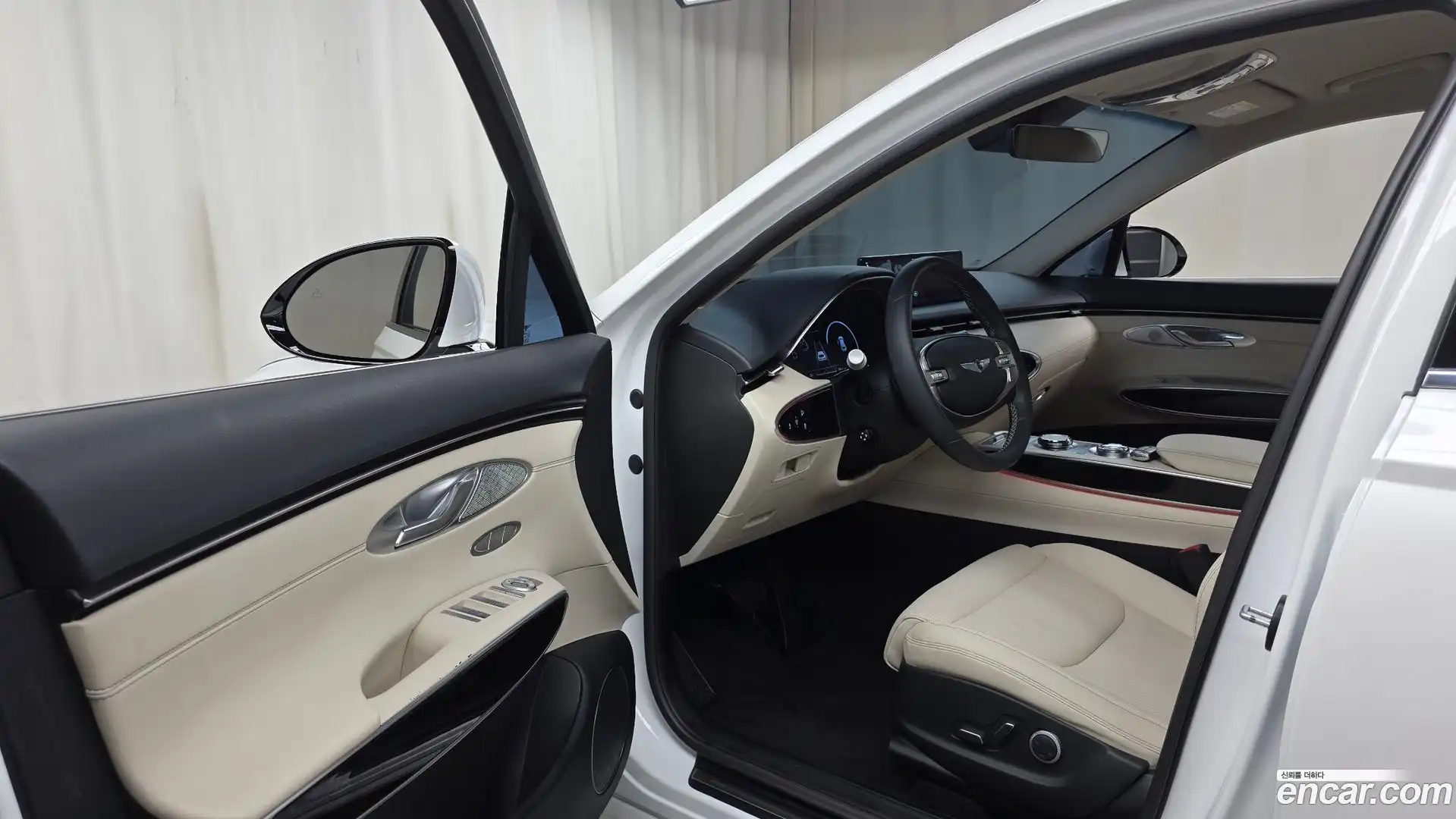 GV70 Genesis 2021.0-INNER-010
