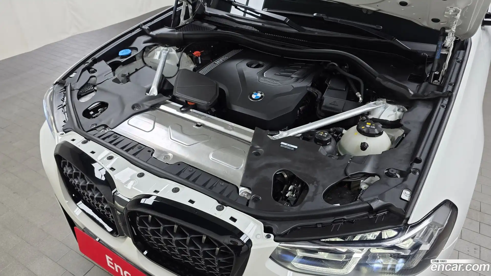 X4 BMW 2025.11-OUTER-006