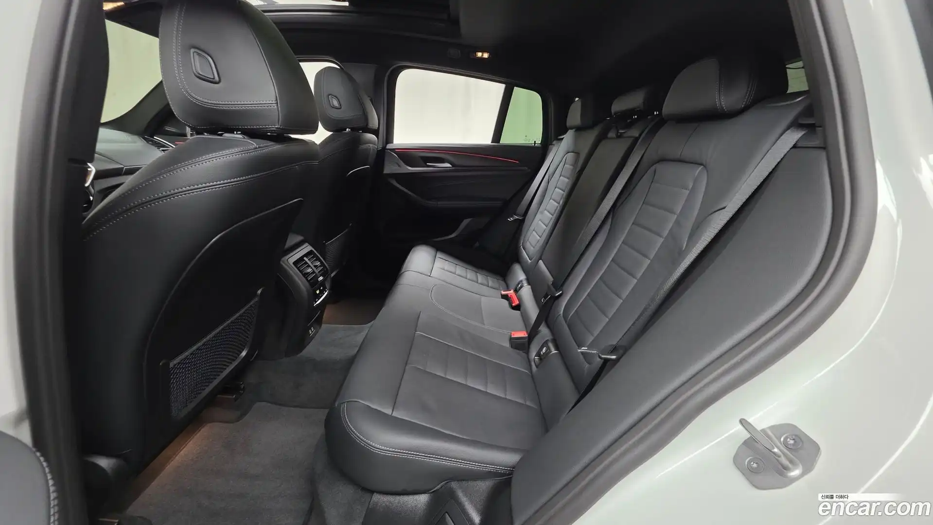 X4 BMW 2025.11-OPTION-016