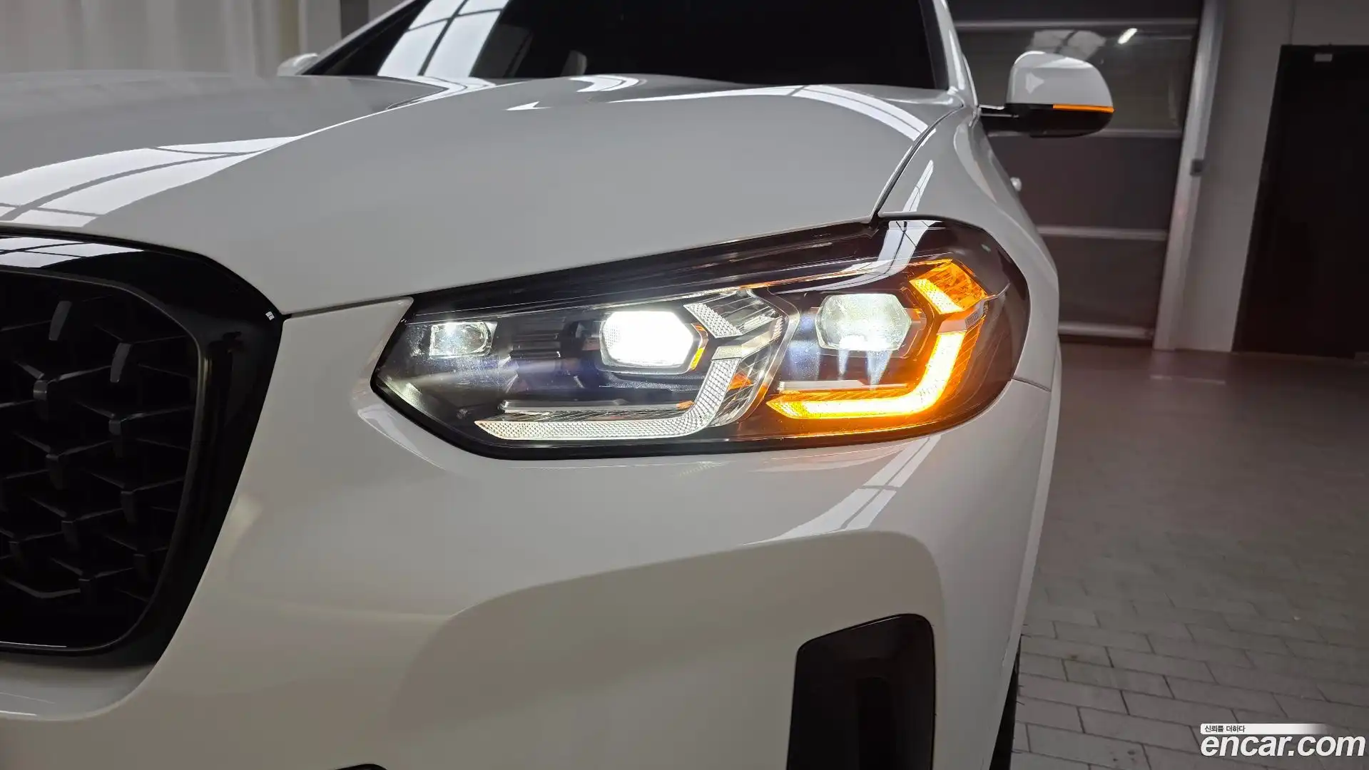 X4 BMW 2025.11-OUTER-032