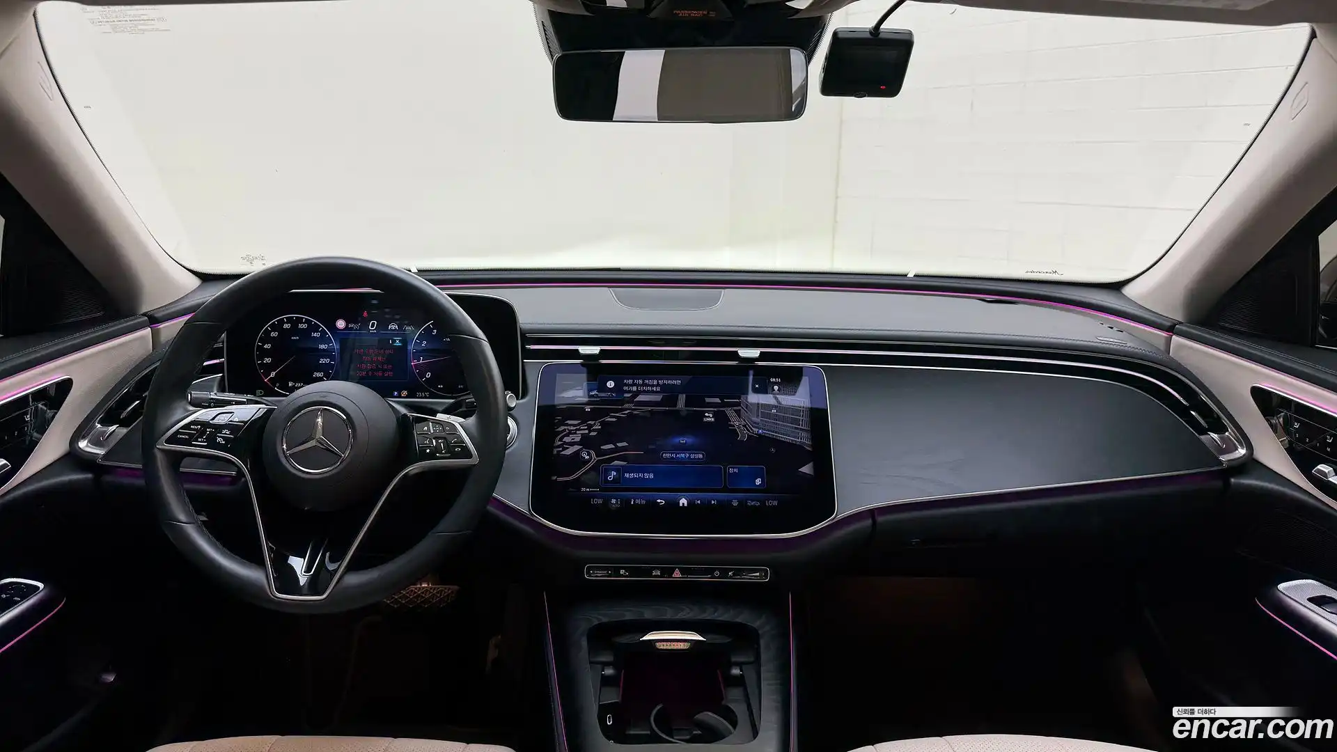E-Class Mercedes-Benz 2025.4-OPTION-019