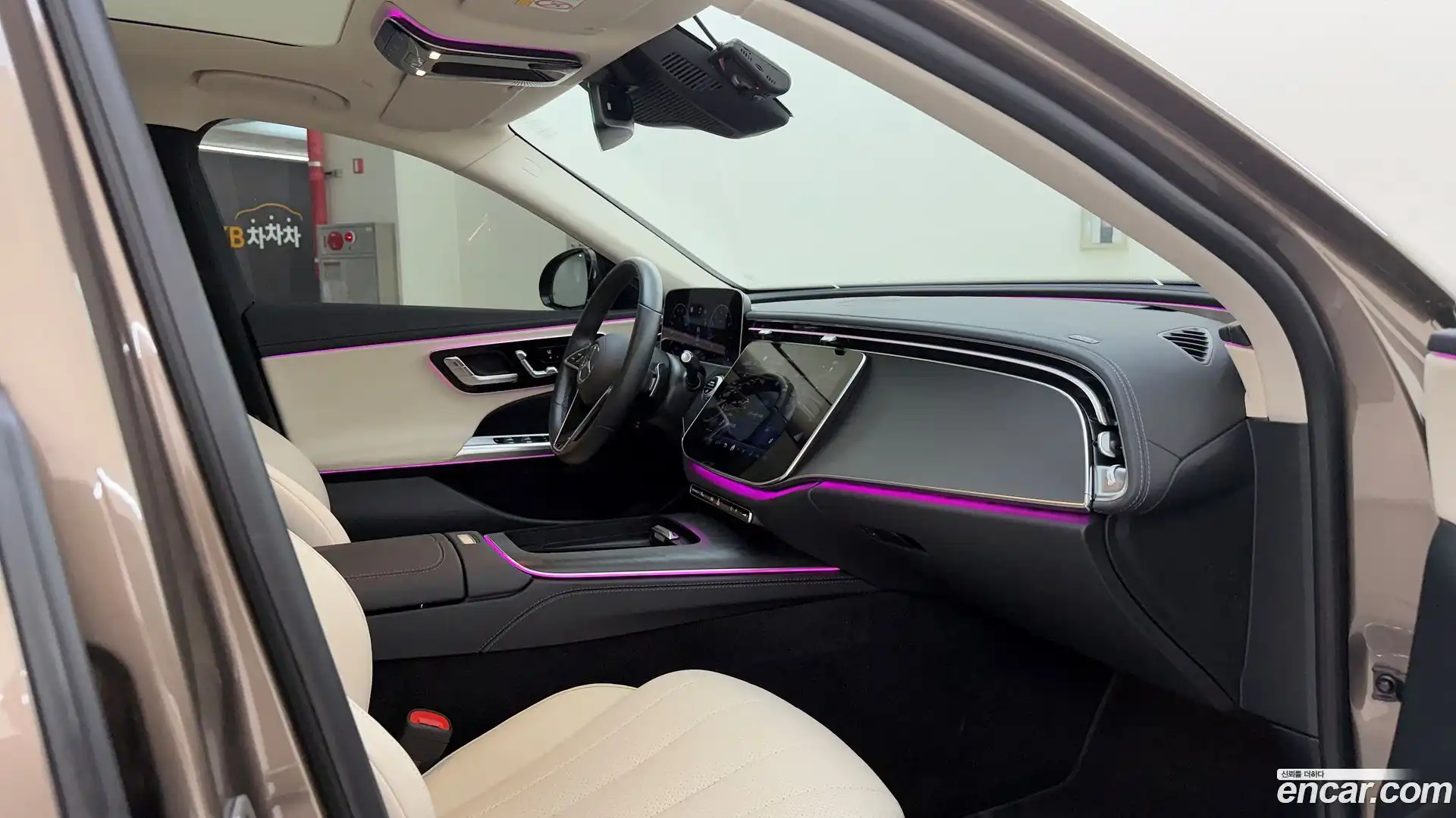 E-Class Mercedes-Benz 2025.4-OPTION-020