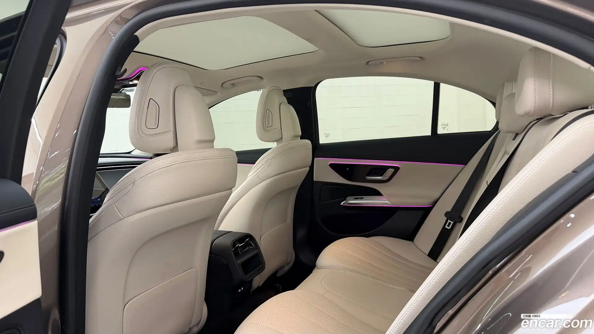 E-Class Mercedes-Benz 2025.4-OPTION-022