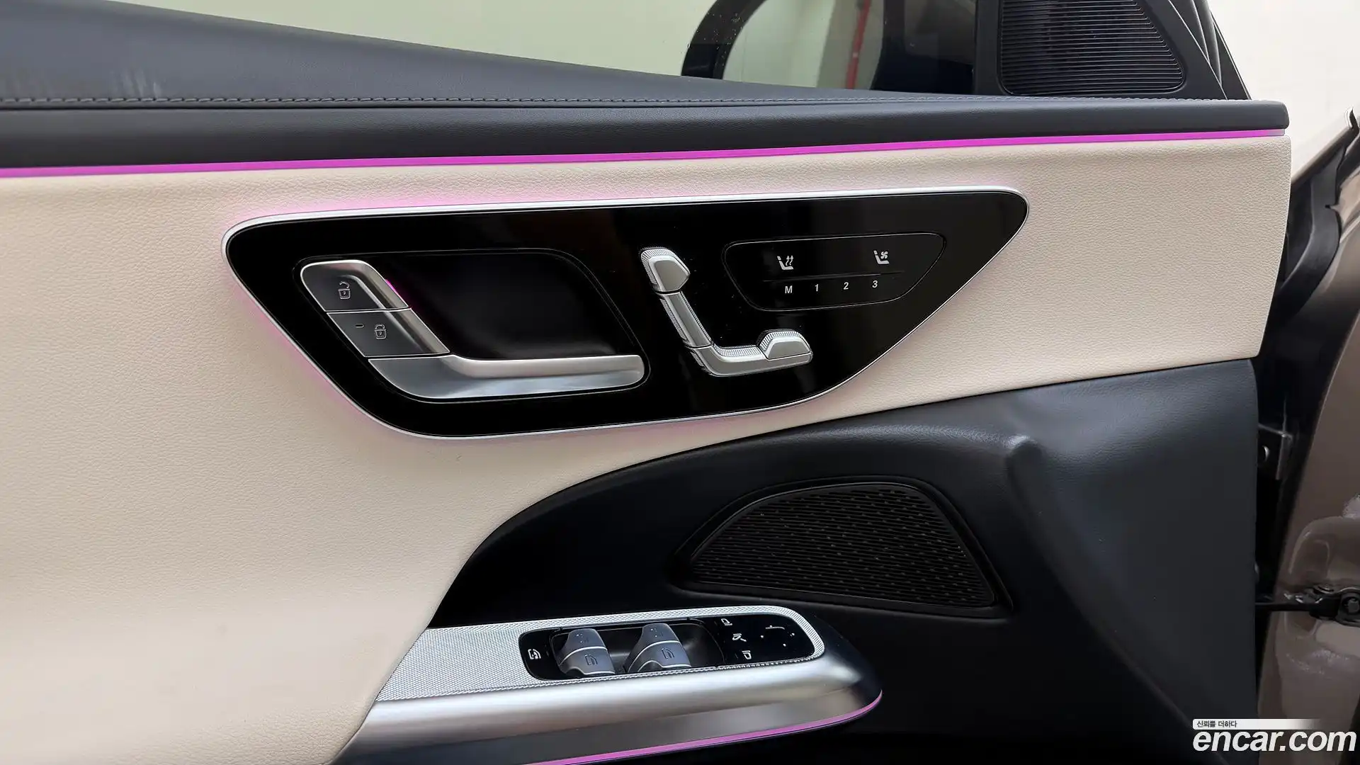 E-Class Mercedes-Benz 2025.4-OPTION-023