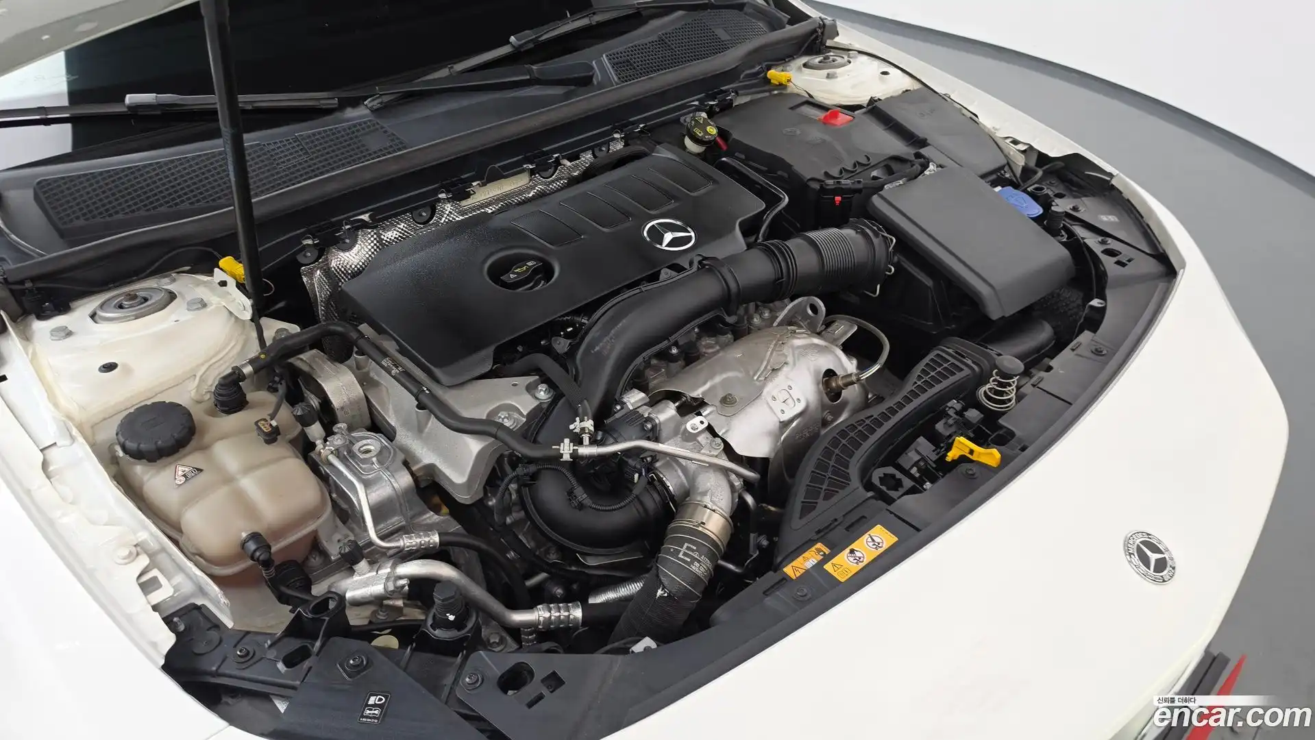 CLA-Class Mercedes-Benz 2020.8-OUTER-006