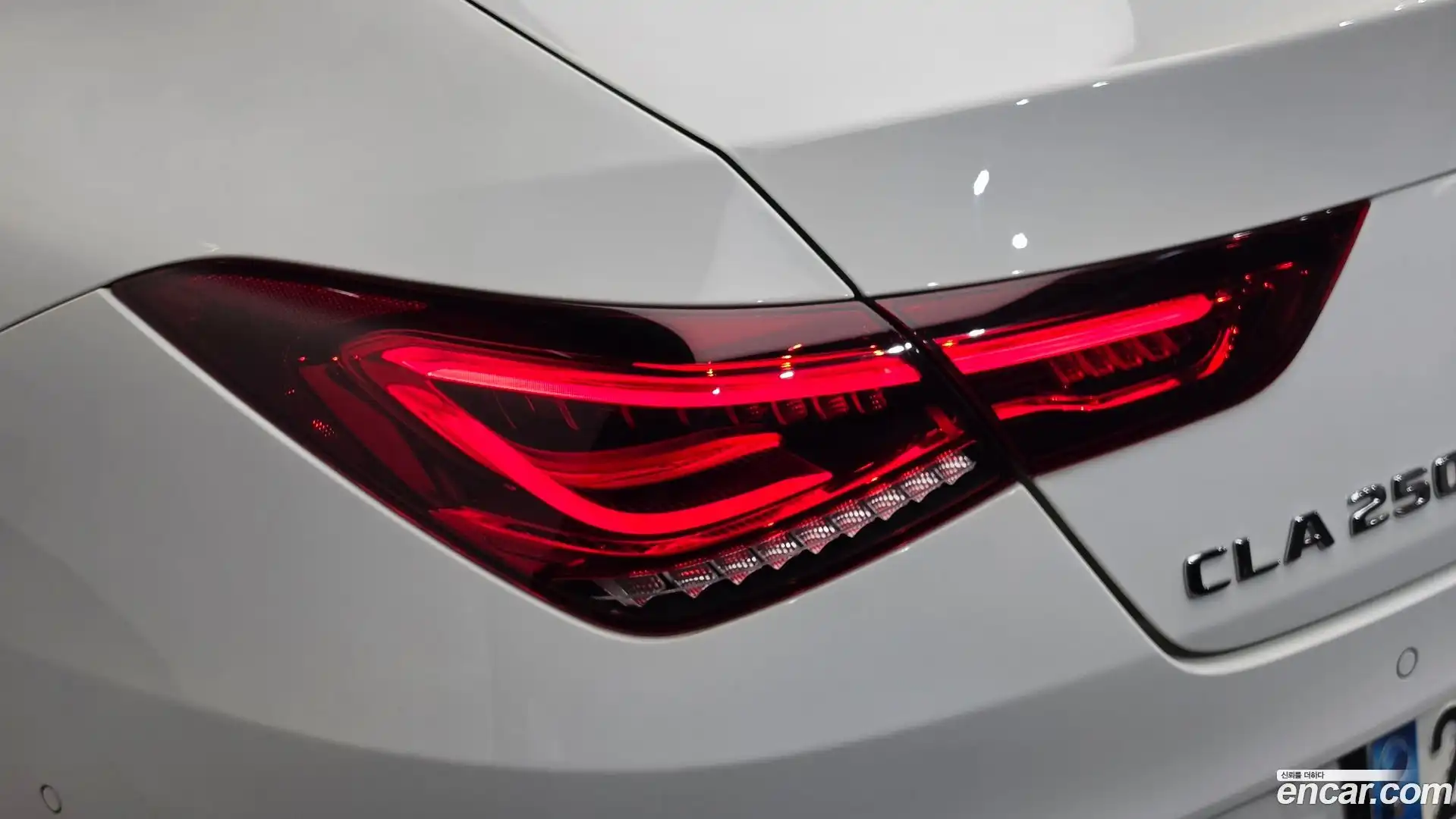 CLA-Class Mercedes-Benz 2020.8-OUTER-033