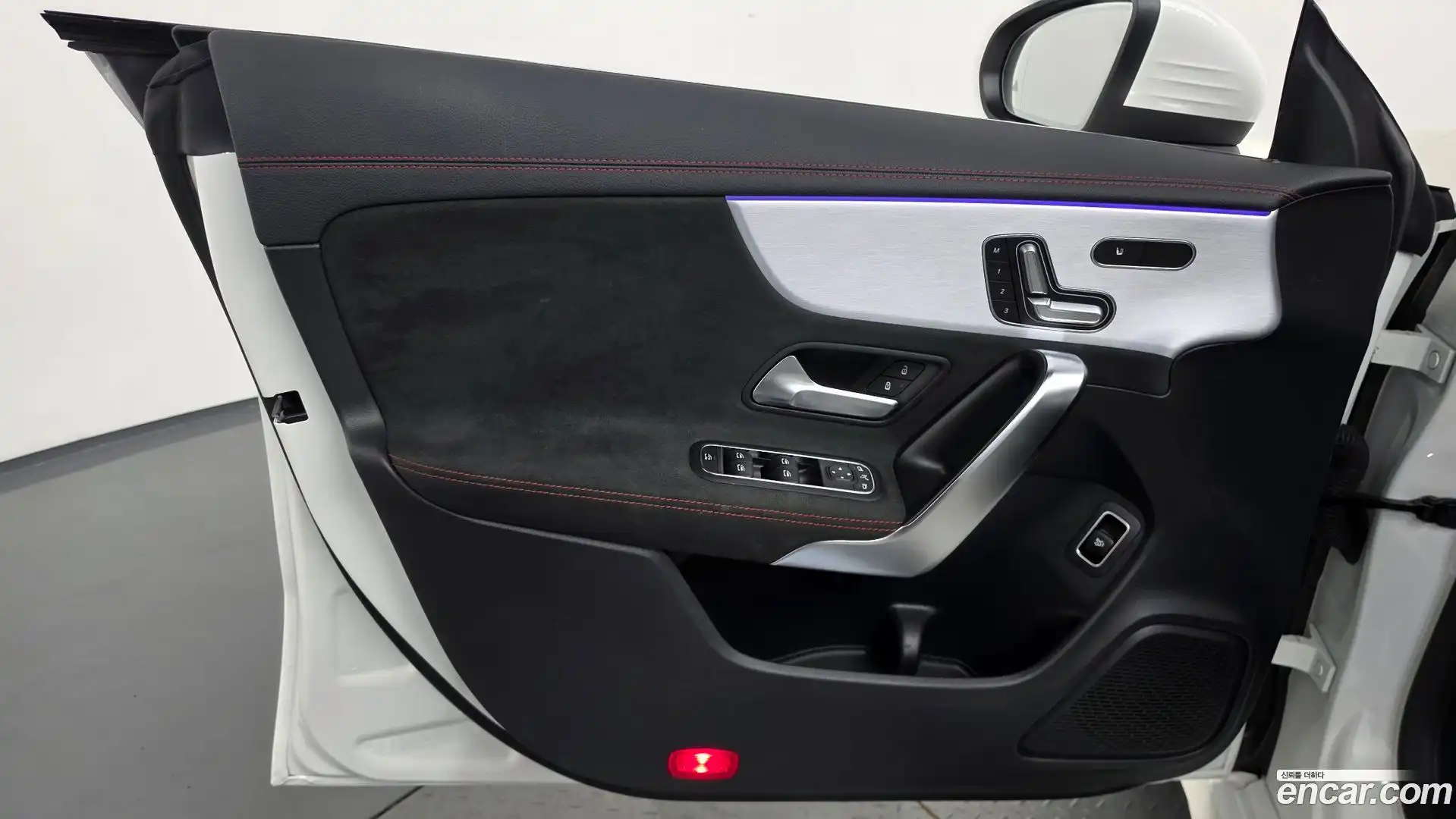 CLA-Class Mercedes-Benz 2020.8-INNER-034