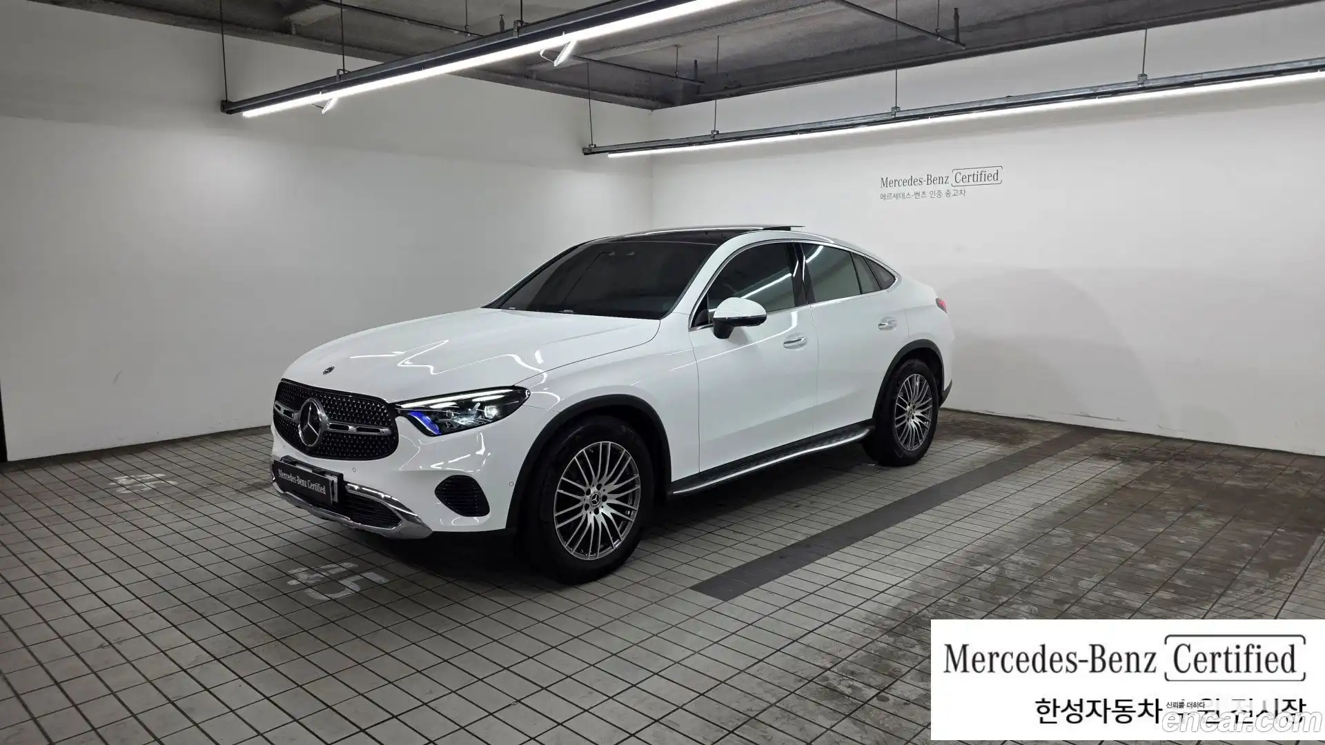 GLC-Class Mercedes-Benz 2025.0-OUTER-001