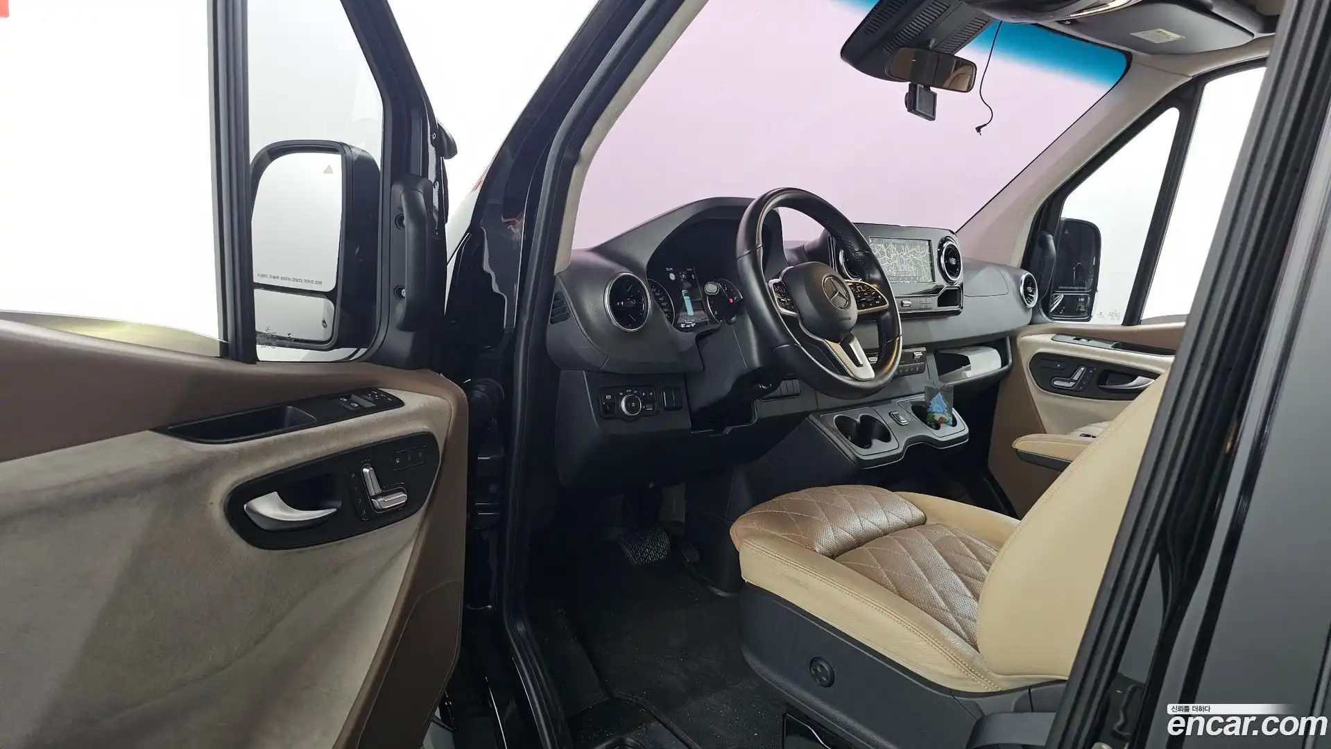Sprinter Mercedes-Benz 2020.6-INNER-010
