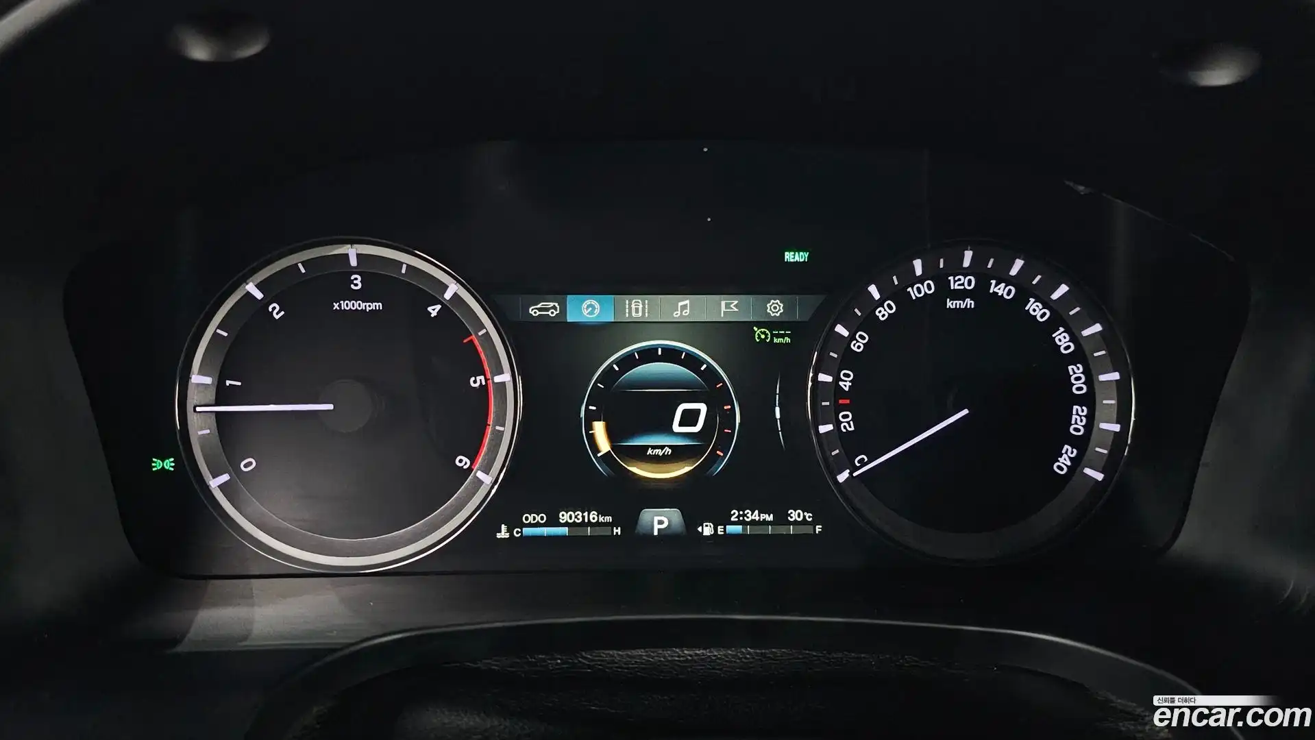 Rexton KG Mobility 2018.3-INNER-008