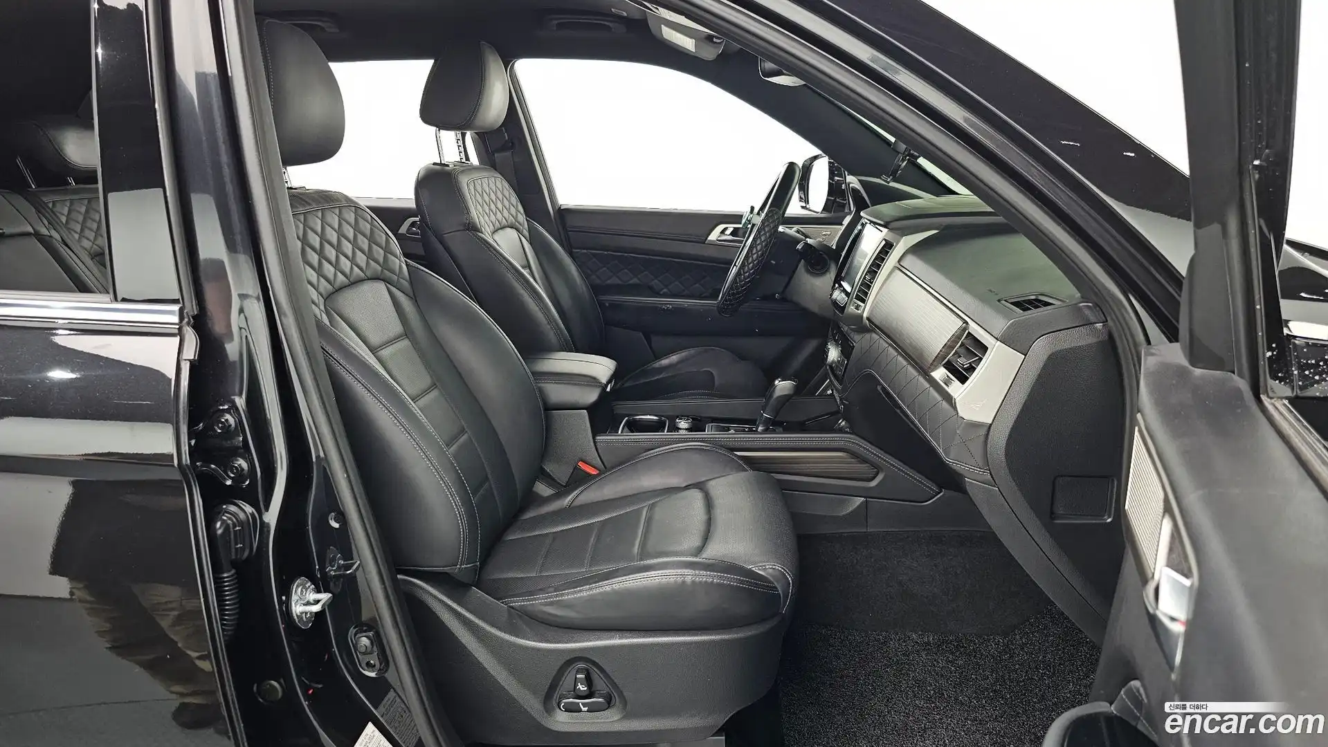 Rexton KG Mobility 2018.3-OPTION-015