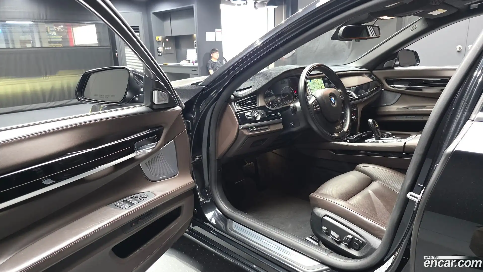 7-Series BMW 2015.4-INNER-010