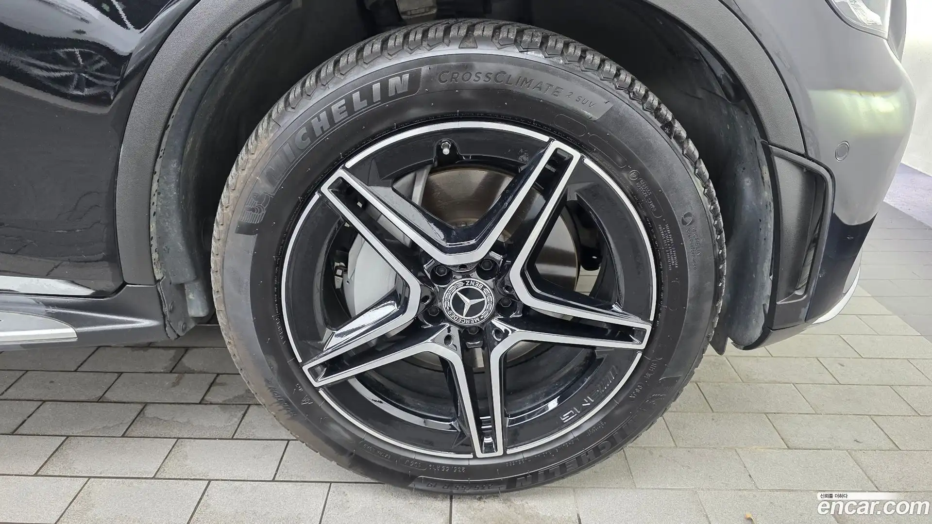 GLC-Class Mercedes-Benz 2021.6-OUTER-031