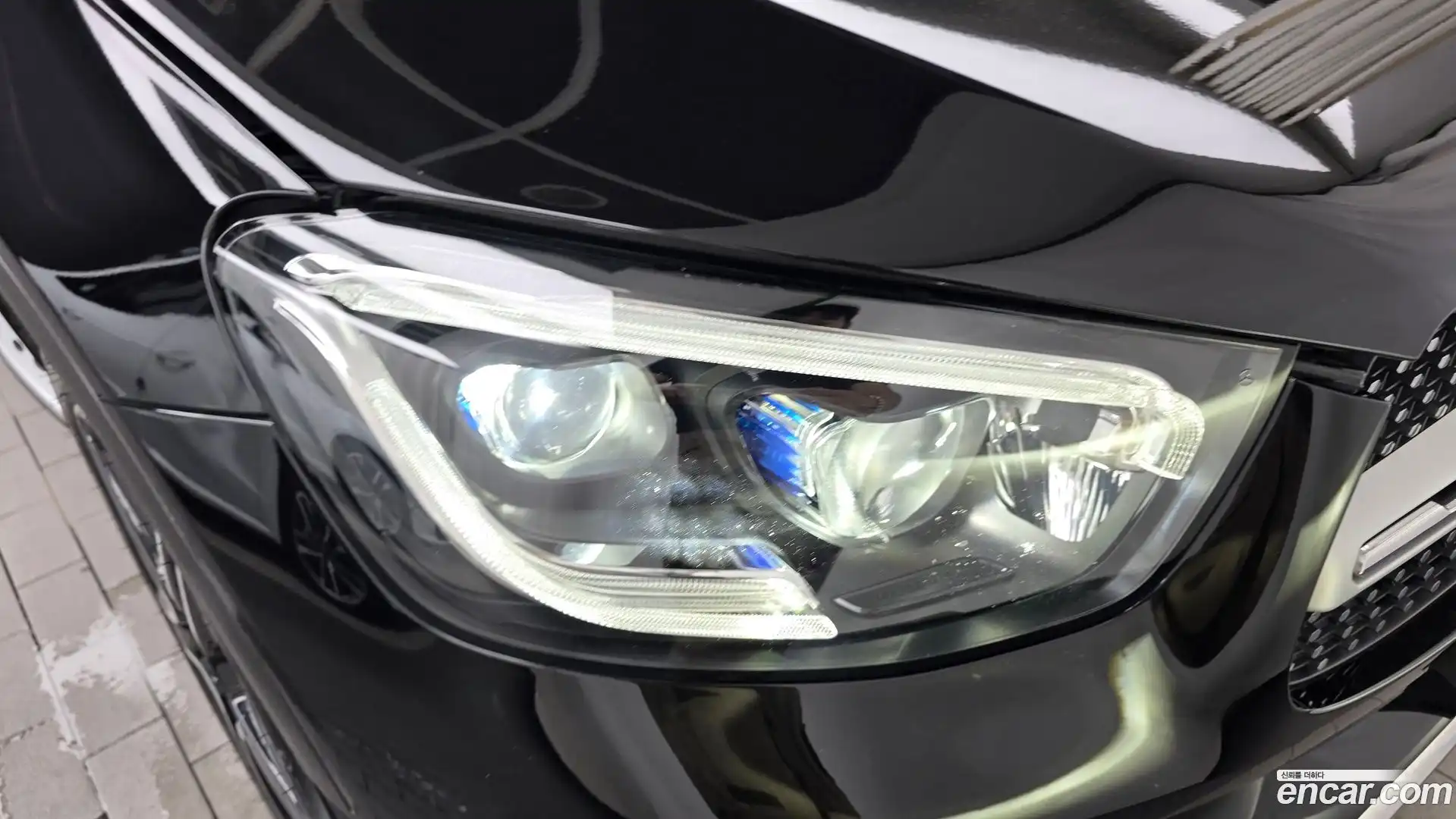 GLC-Class Mercedes-Benz 2021.6-OUTER-032