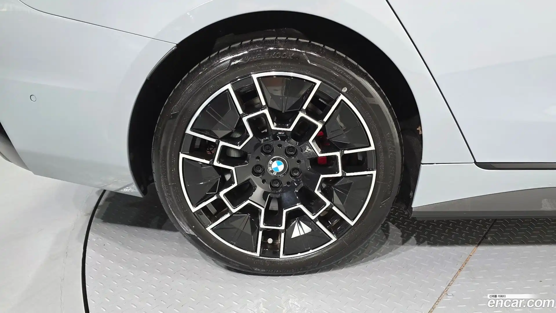 i4 BMW 2025.3-OUTER-005