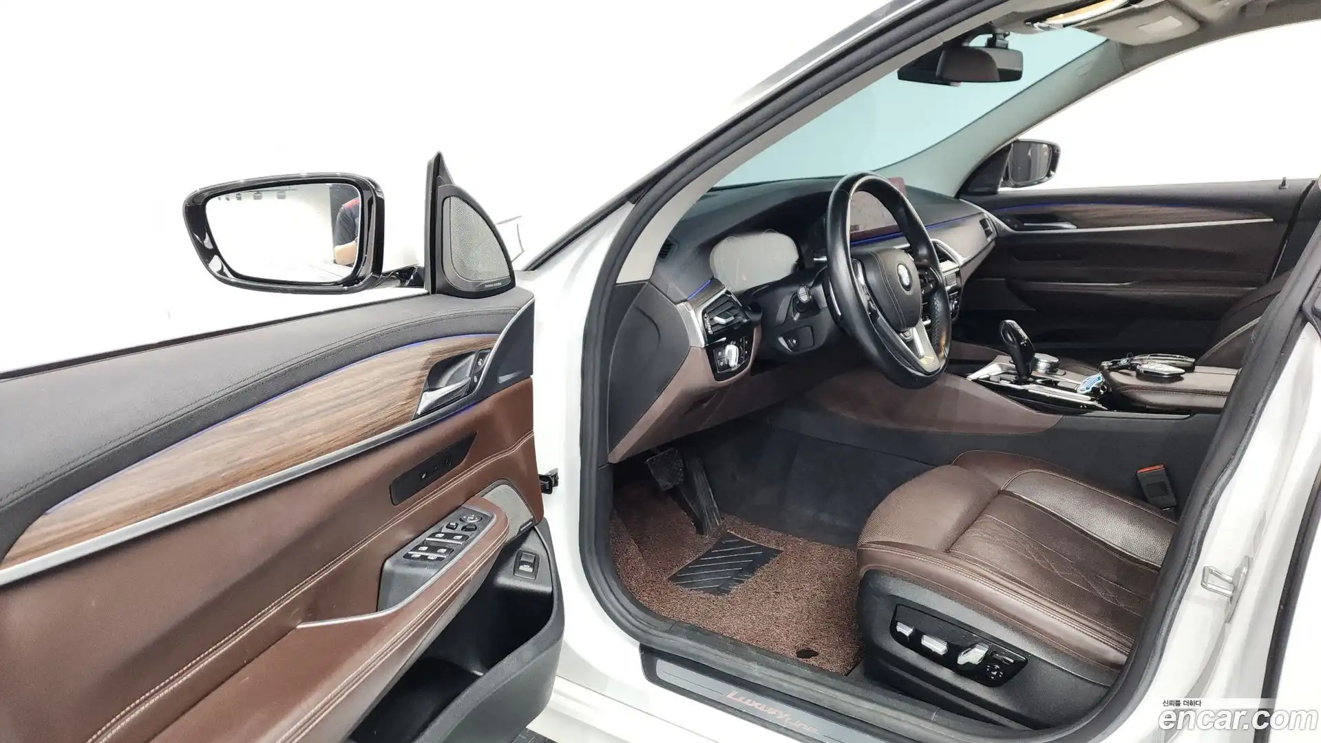 Gran Turismo BMW 2018.11-INNER-010