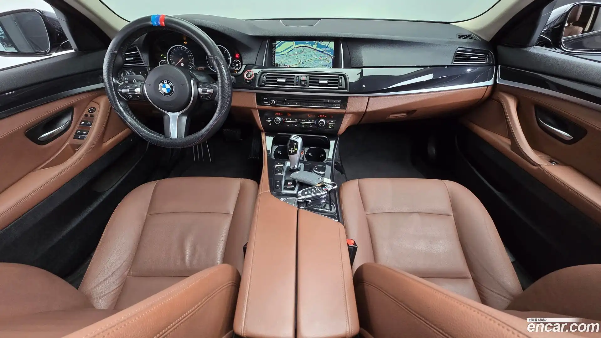 5-Series BMW 2016.6-INNER-007