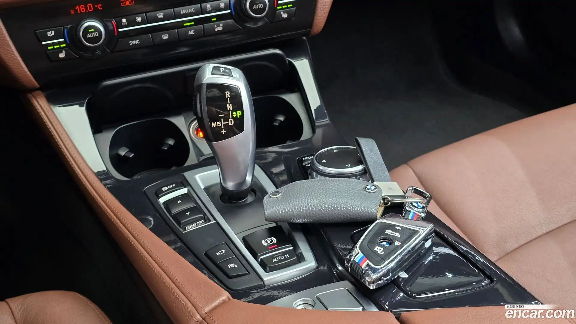 5-Series BMW 2016.6-INNER-009
