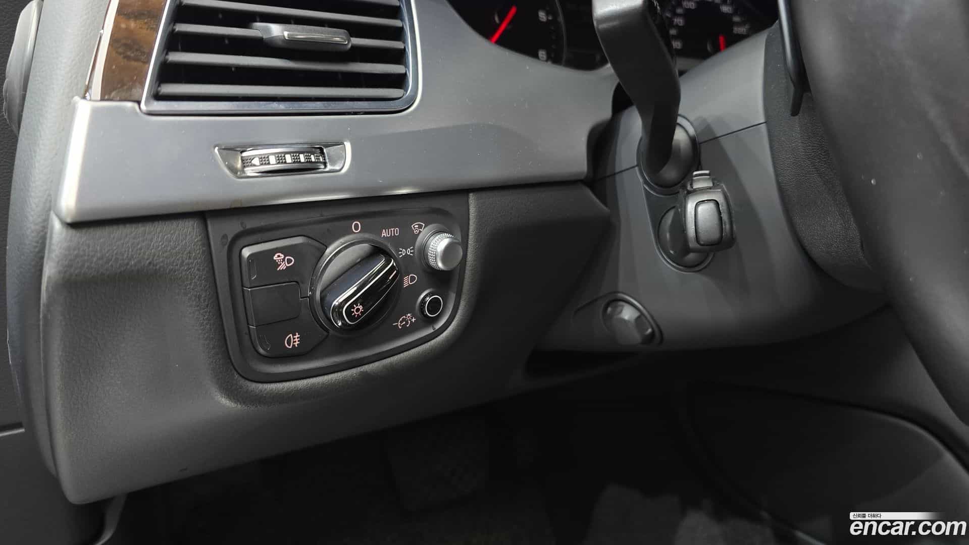 A8 Audi 2014.8-OPTION-018