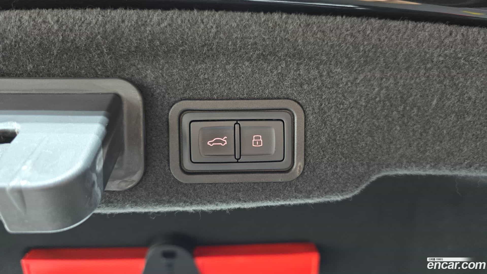 A8 Audi 2014.8-OPTION-024