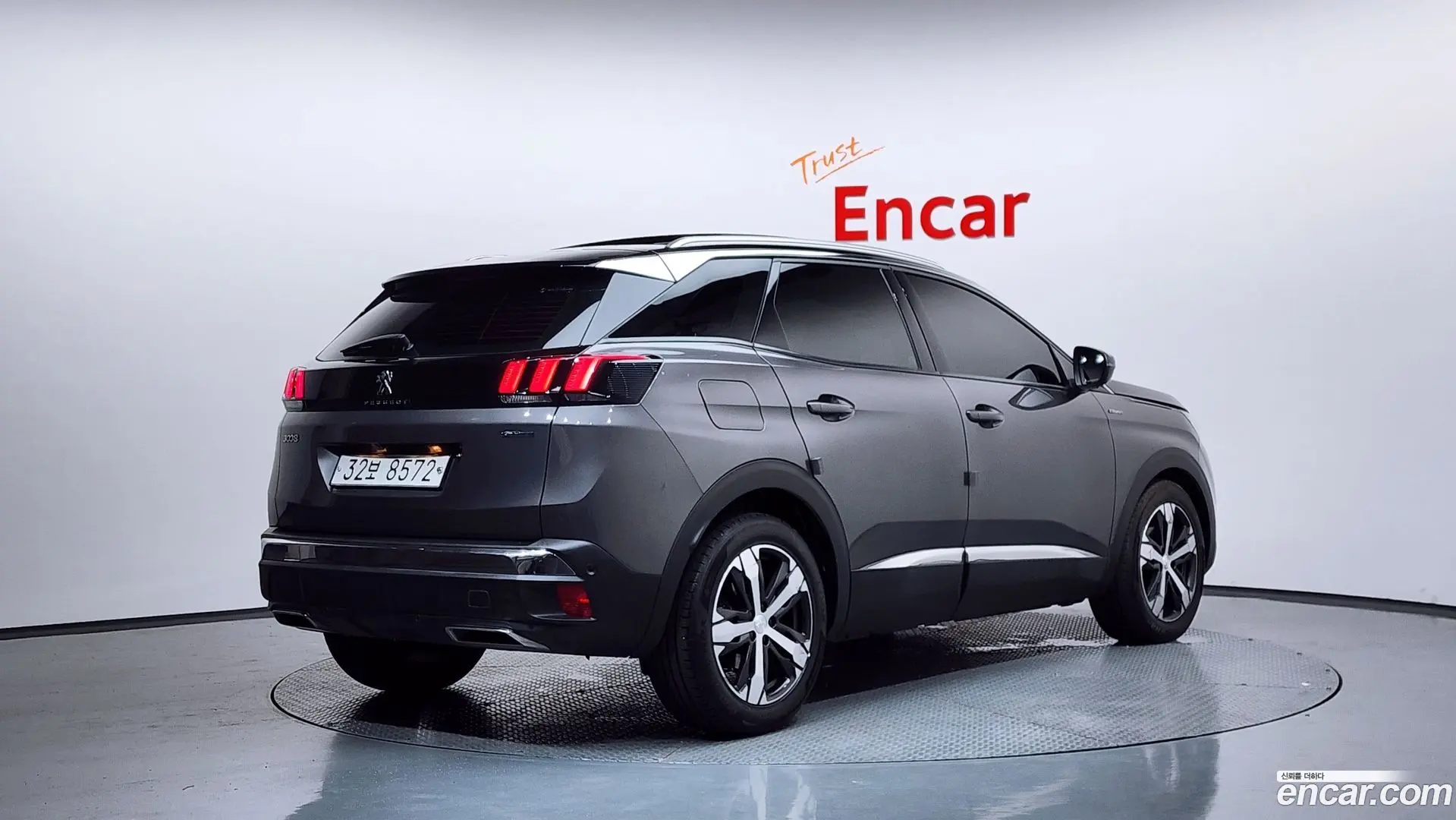 Main__Slider__Photo:3008 Peugeot 2019.2-1