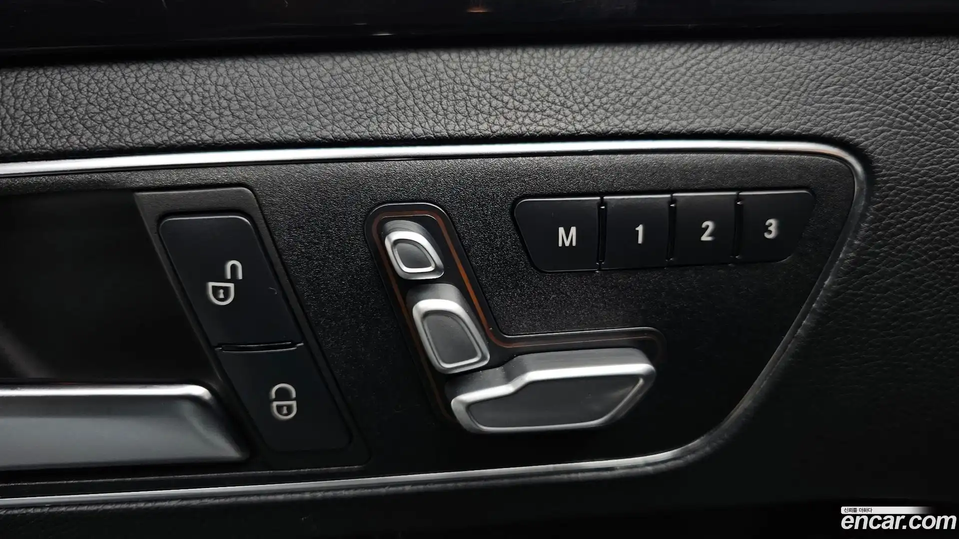 E-Class Mercedes-Benz 2016.2-OPTION-021