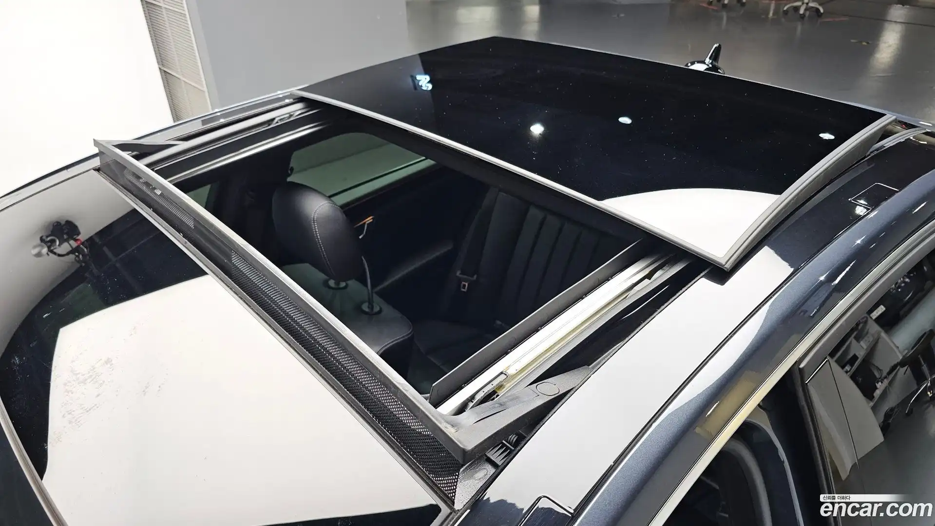 E-Class Mercedes-Benz 2016.2-OPTION-044