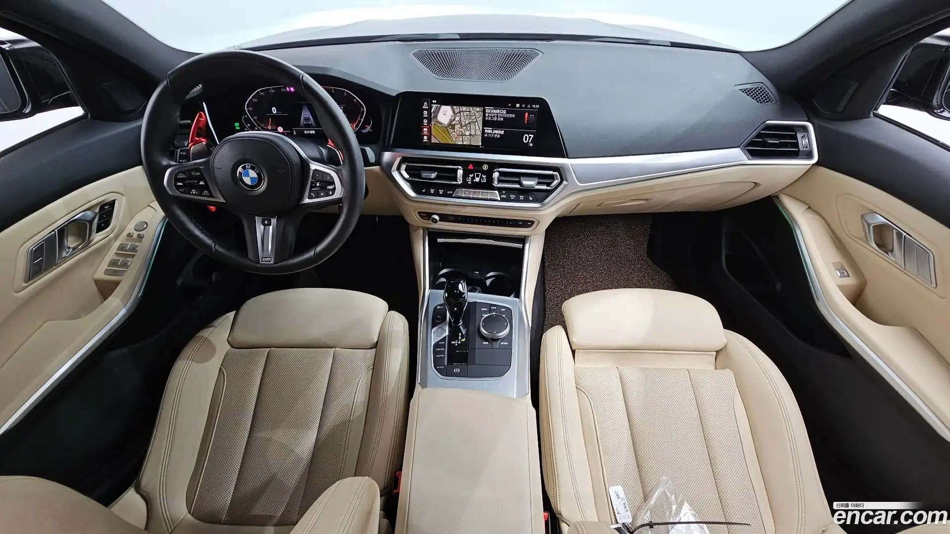 3-Series BMW 2022.5-INNER-007