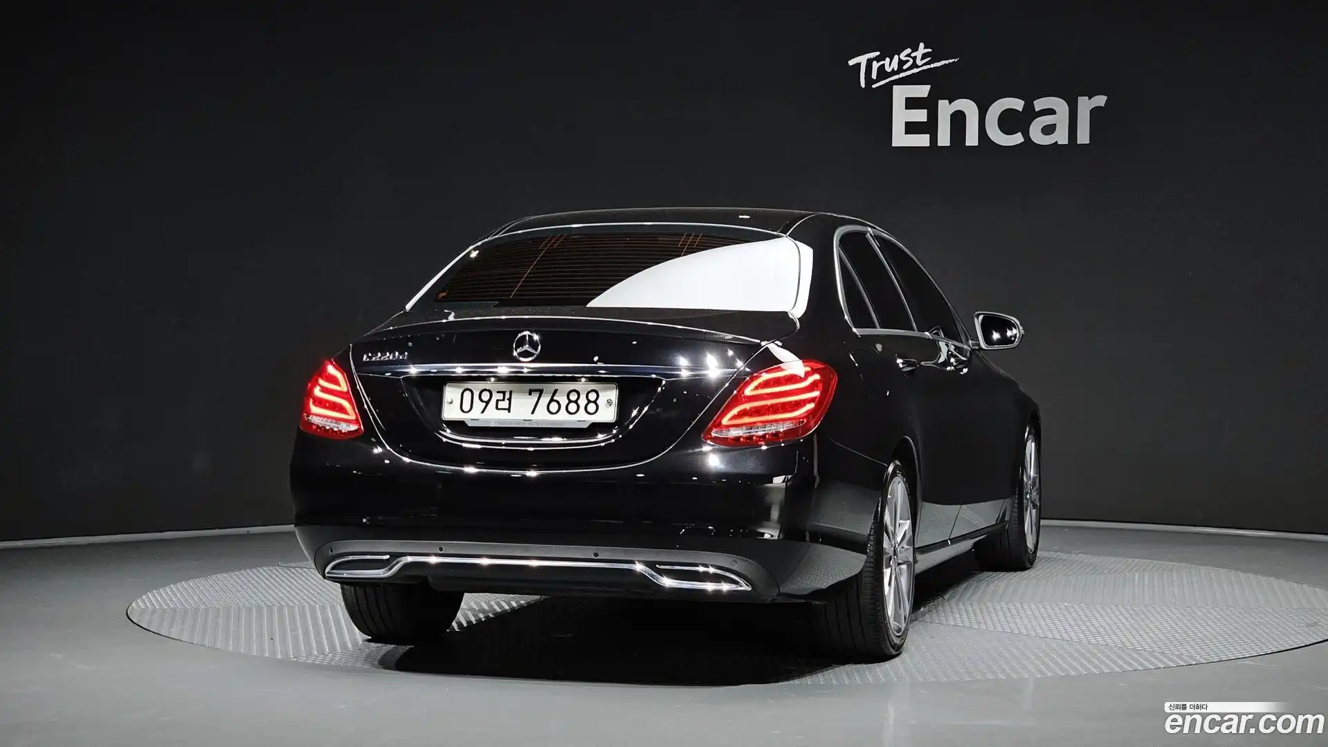 C-Class Mercedes-Benz 2017.9-OUTER-004
