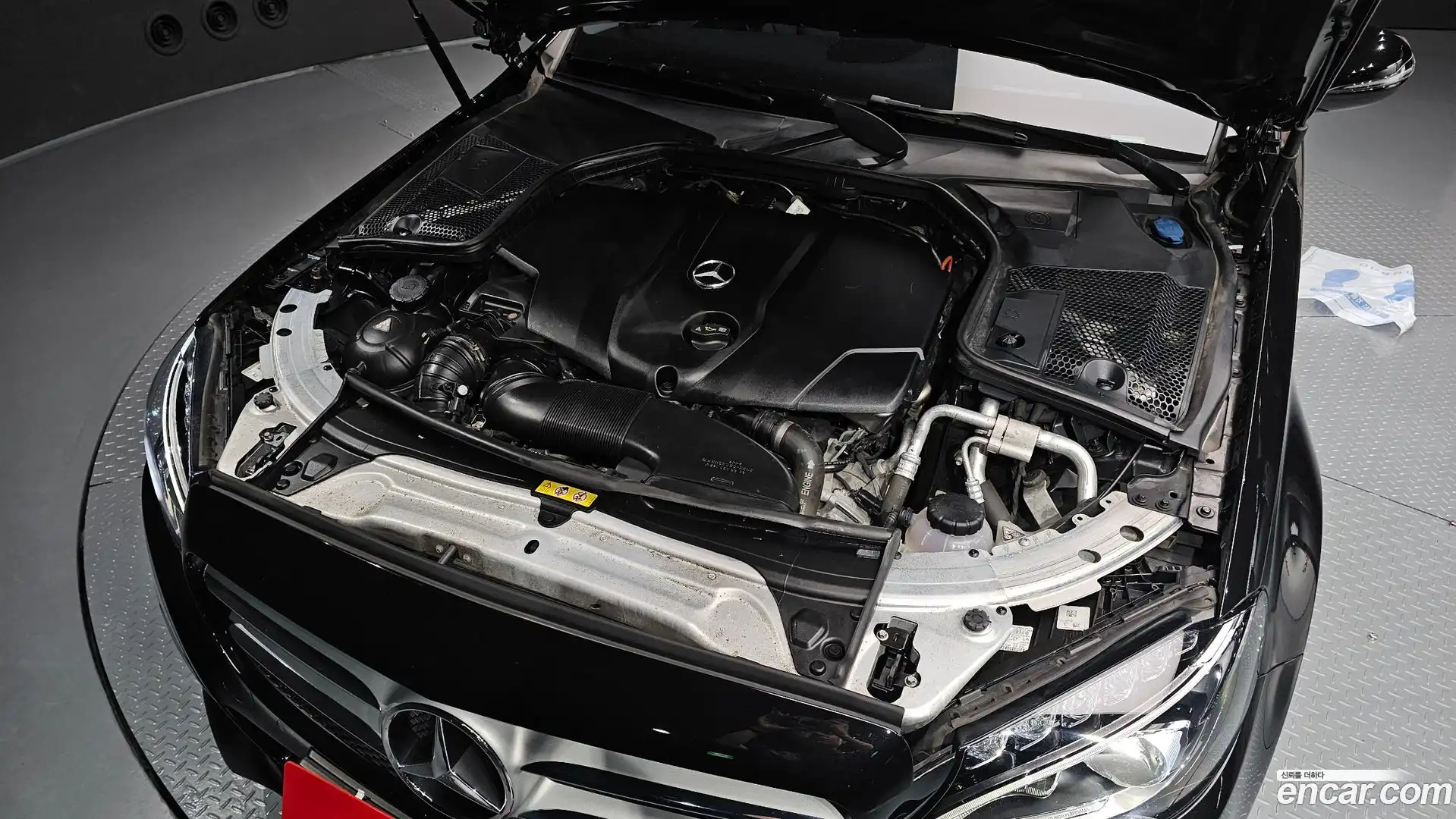 C-Class Mercedes-Benz 2017.9-OUTER-006