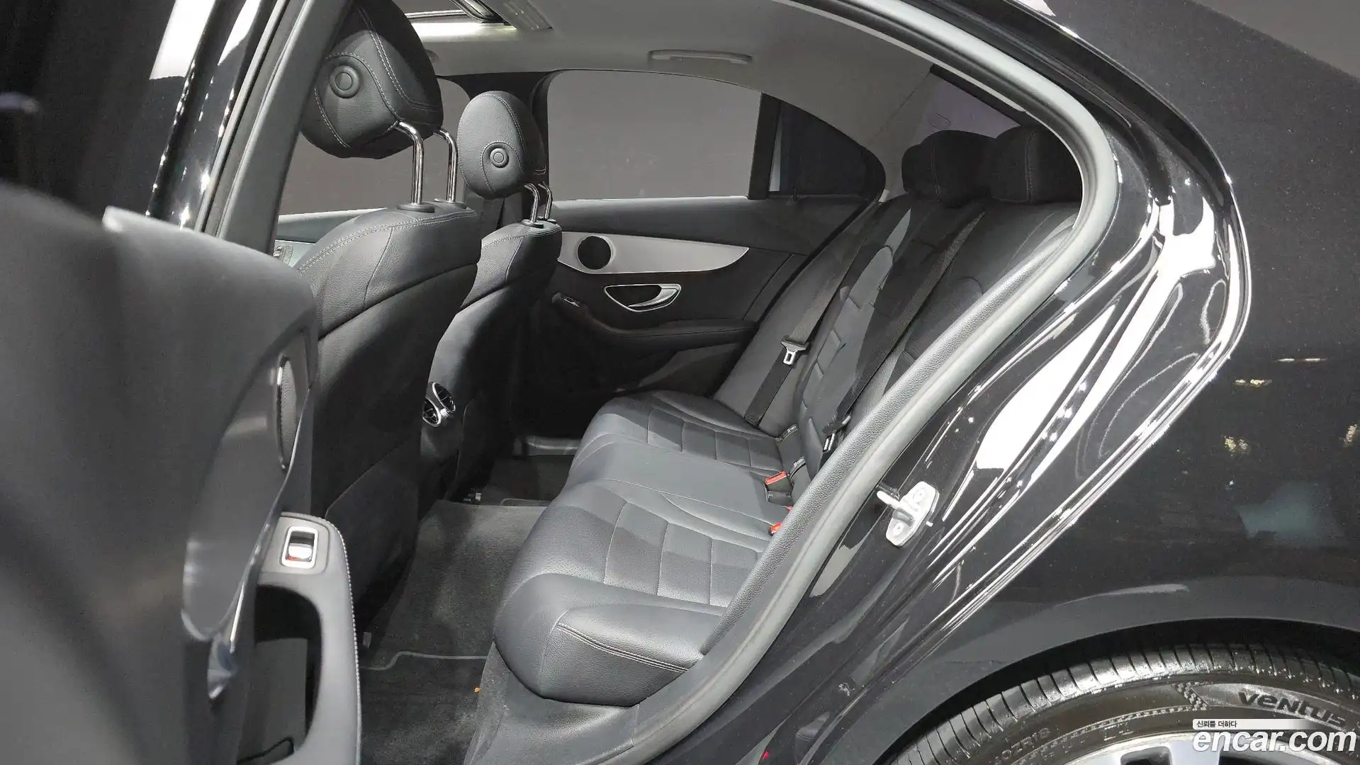 C-Class Mercedes-Benz 2017.9-OPTION-016