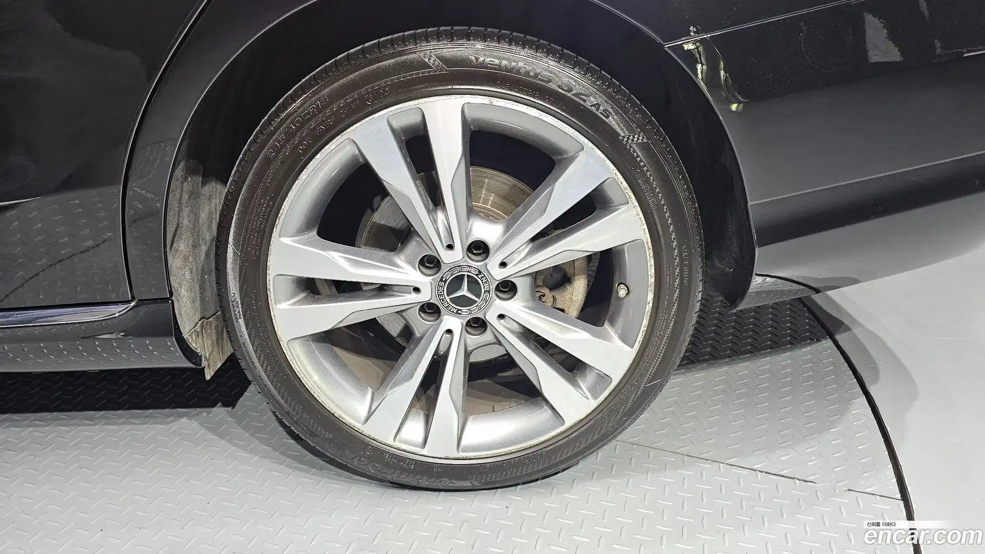 C-Class Mercedes-Benz 2017.9-OUTER-031