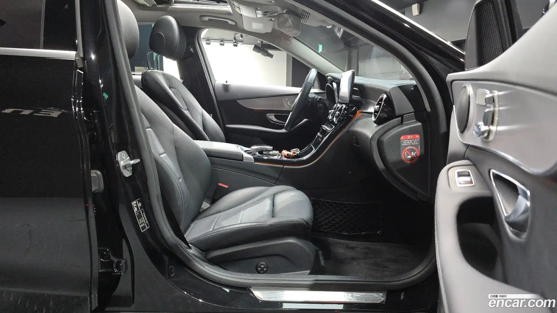 C-Class Mercedes-Benz 2017.9-INNER-036