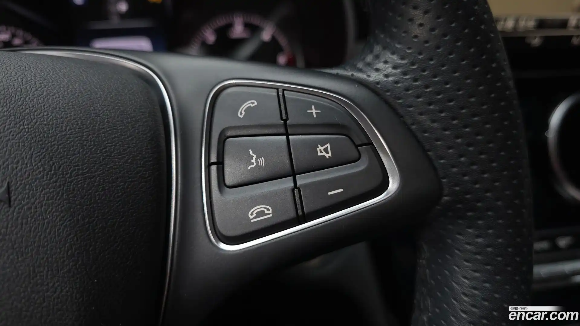 C-Class Mercedes-Benz 2017.9-OPTION-045