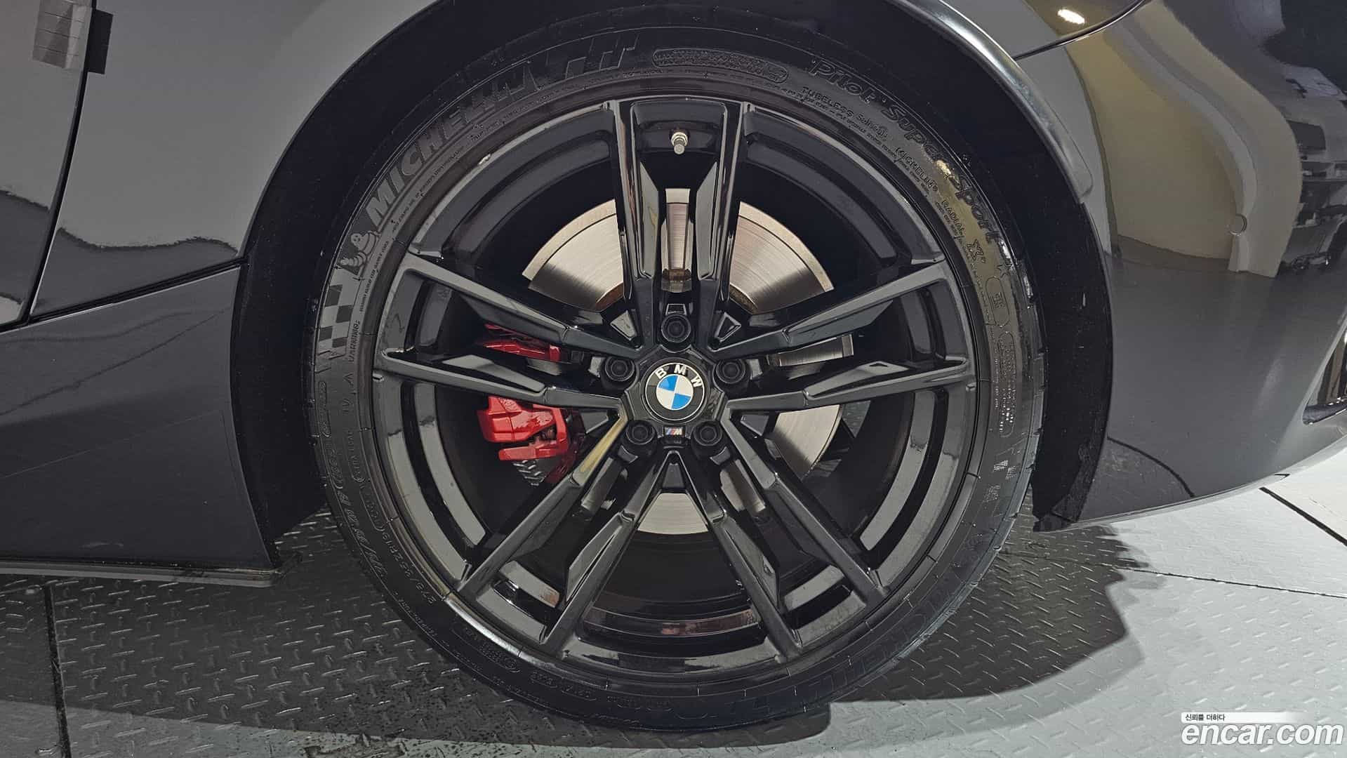 Z4 BMW 2024.0-OUTER-031