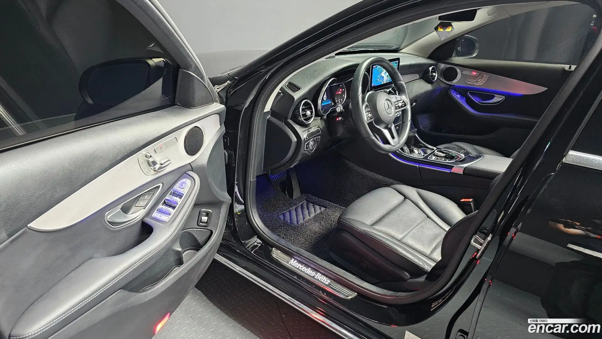 C-Class Mercedes-Benz 2020.11-INNER-010